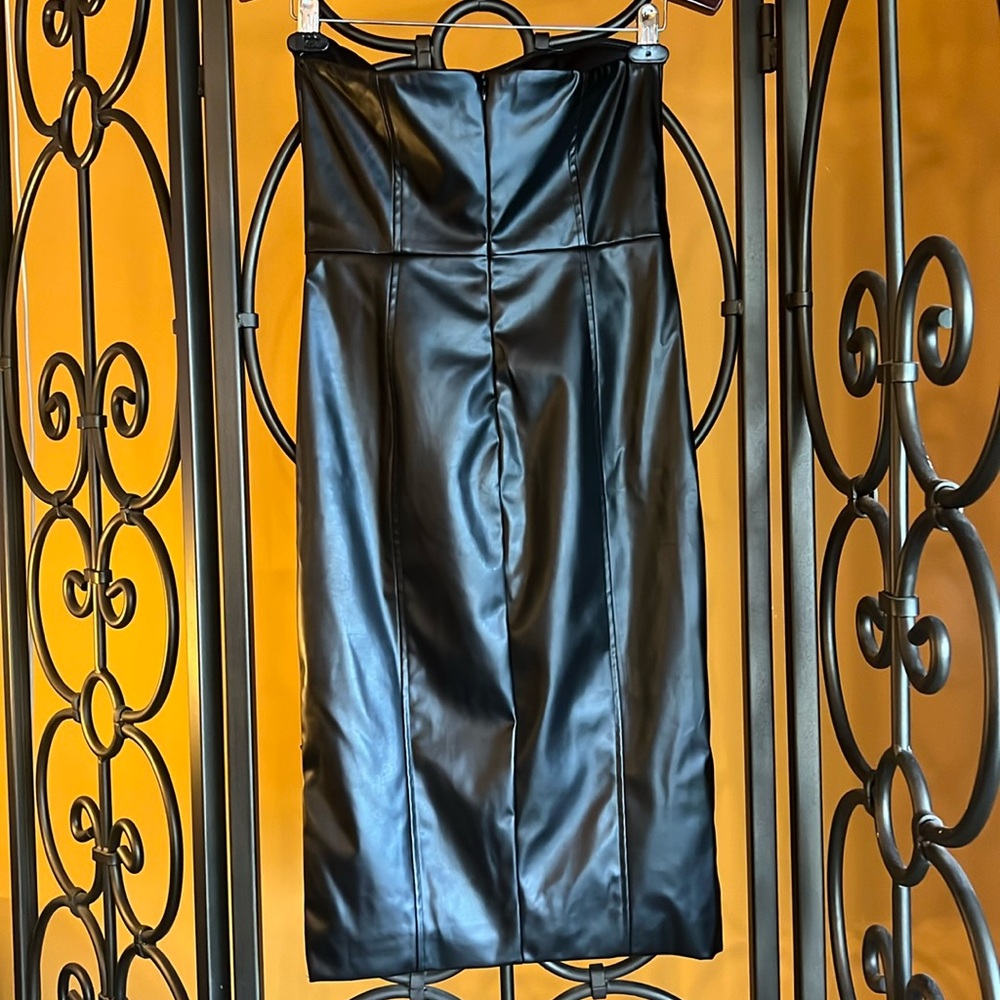 FASHION NOVA Dolce Midi Dress - Picture 4 of 16